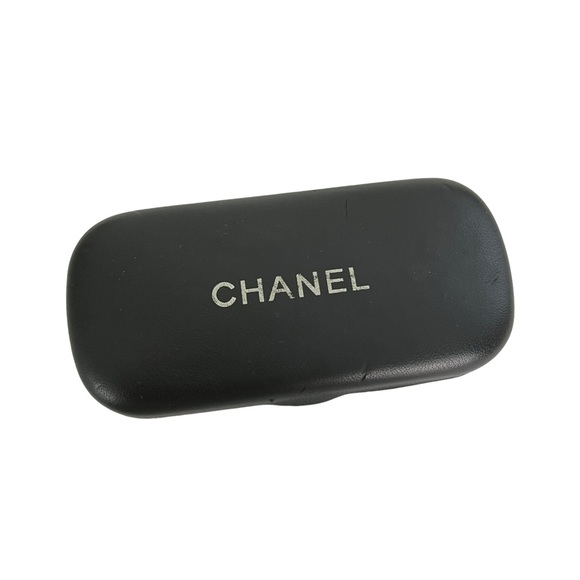 Chanel CC Logo Sunglasses - Picture 8 of 10